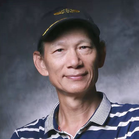 黄建华：摄影记者